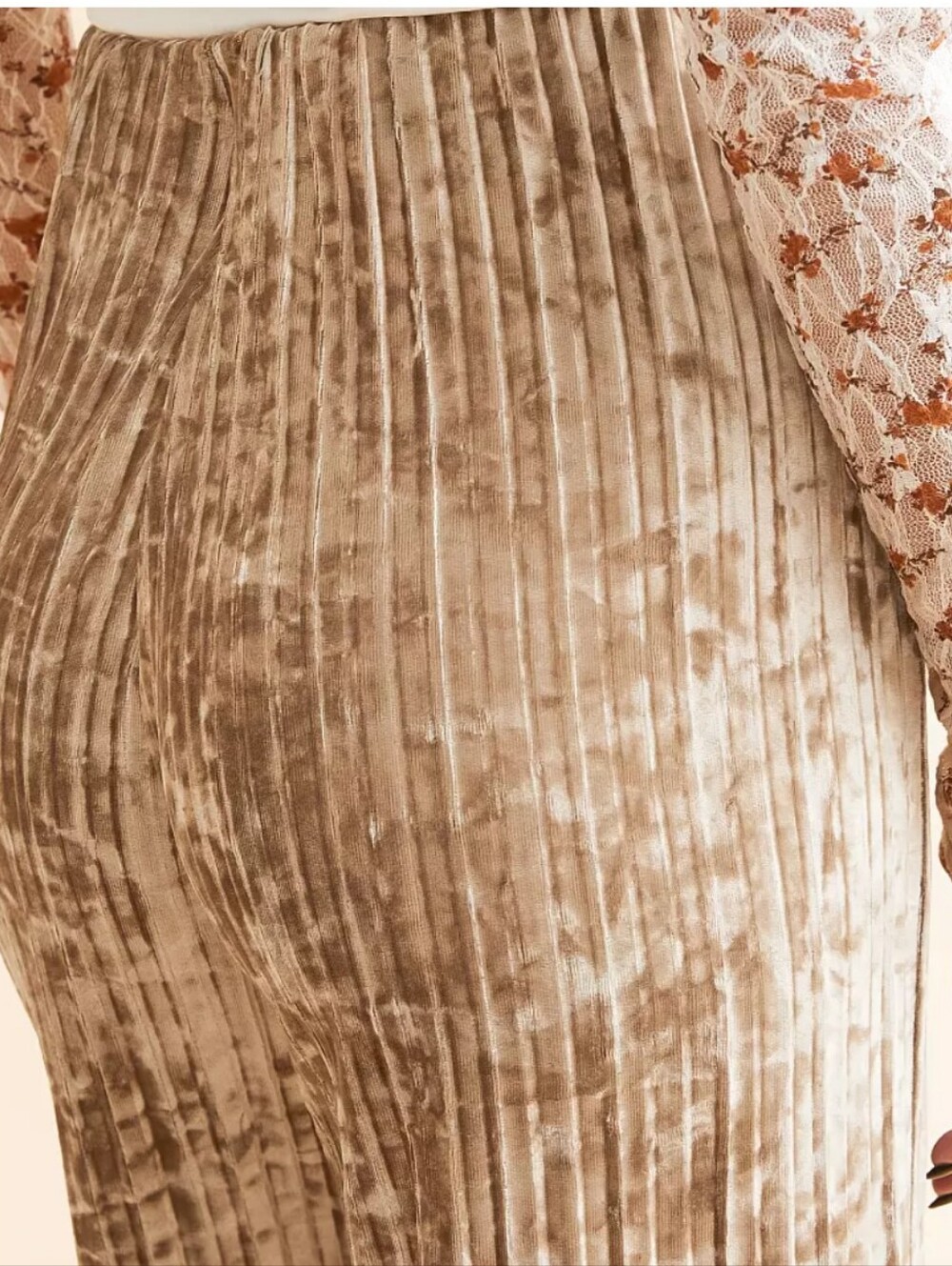 🌸💛 final drop 🌸💜Free People Star Champagne Velvet Flare Pants - Picture 9 of 9